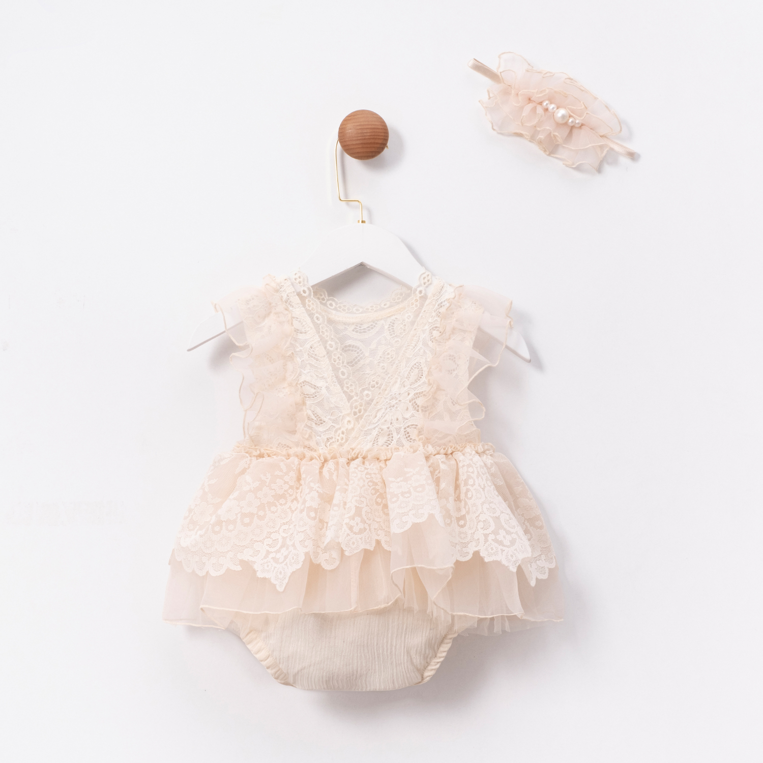 Laurel Bej Kız Bebek Romper
