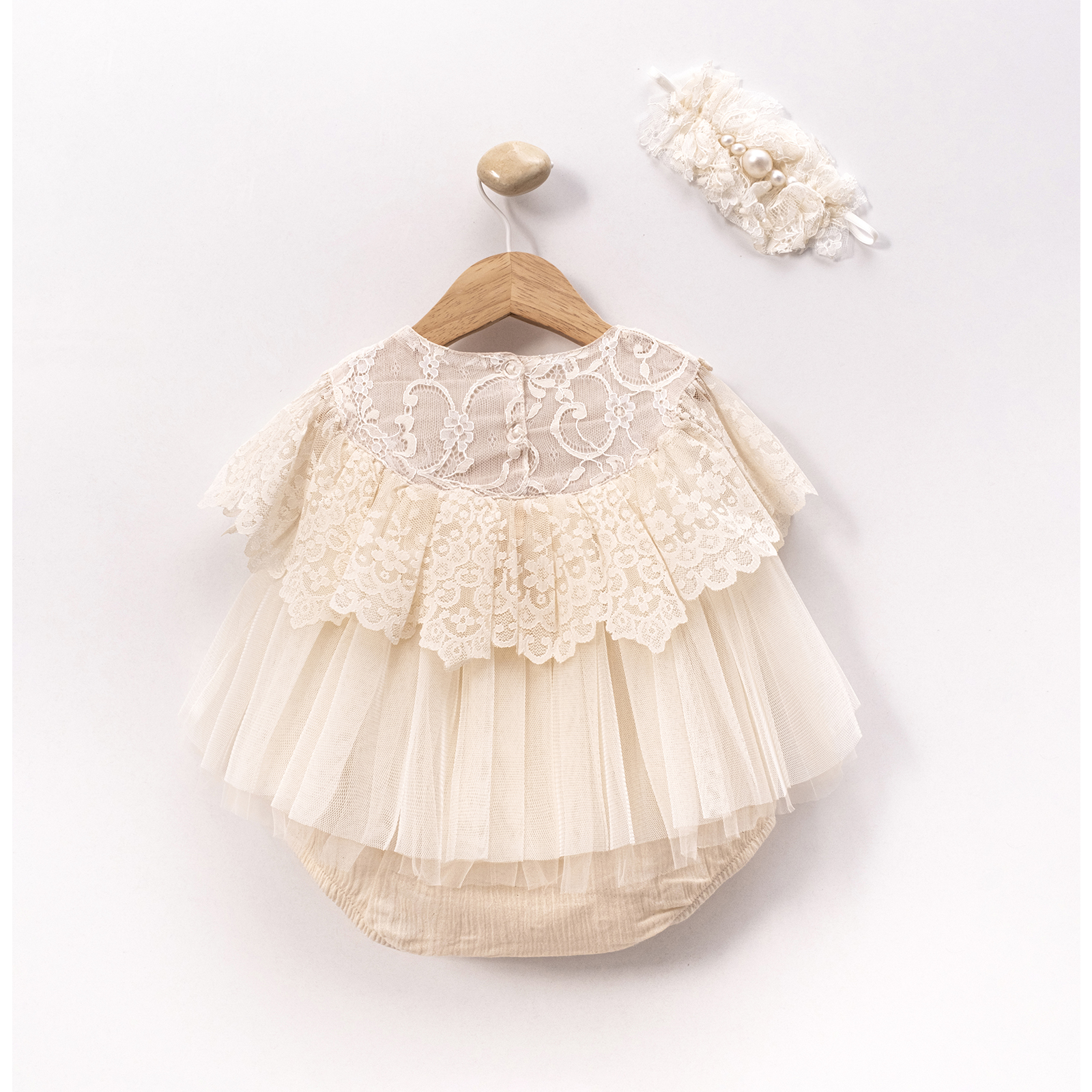 Elizabeth Bej Dantelli Kız Bebek Romper