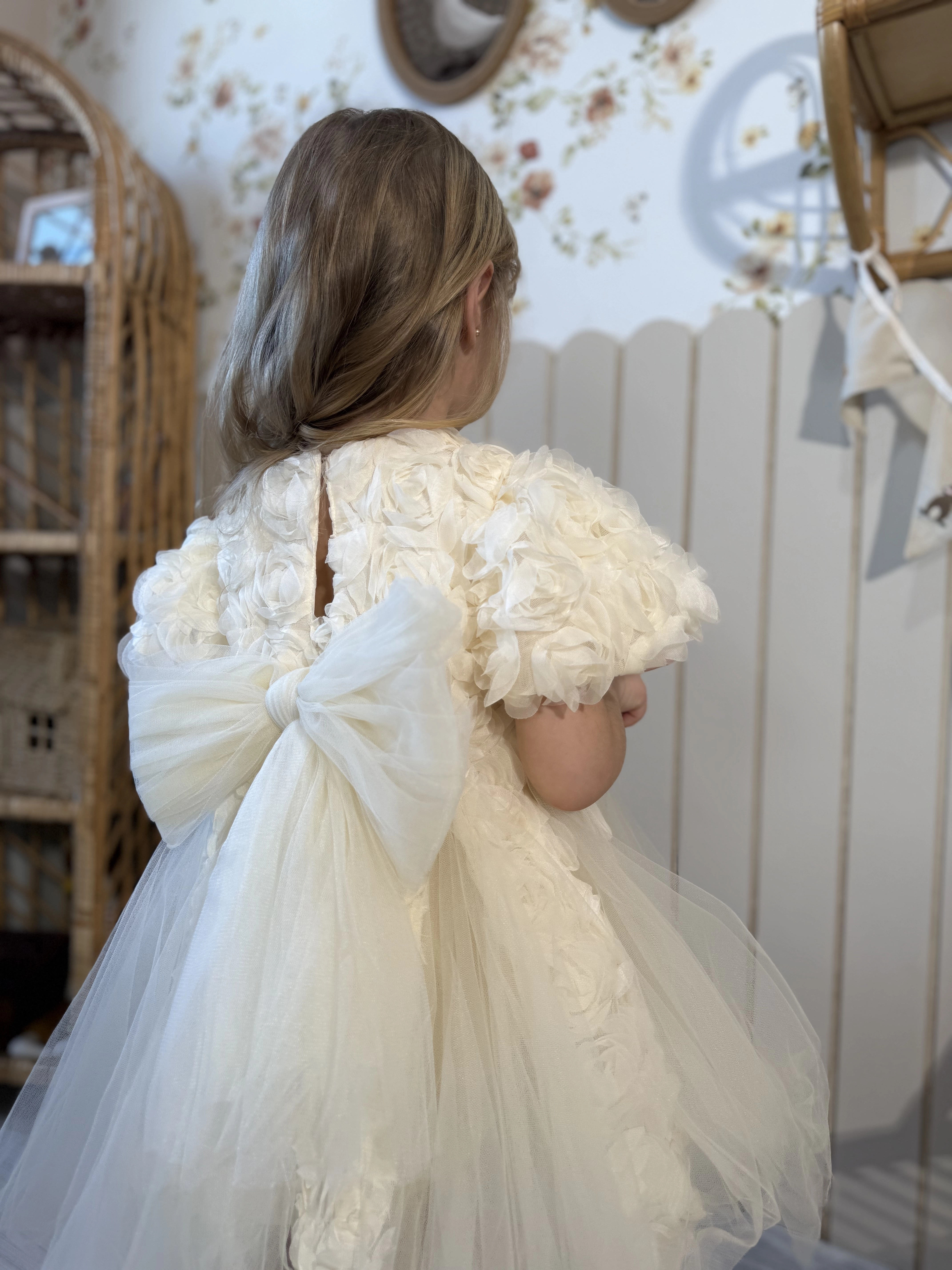 Carolina Ekru Güllü Ara Tül Detaylı Kız Çocuk Elbise