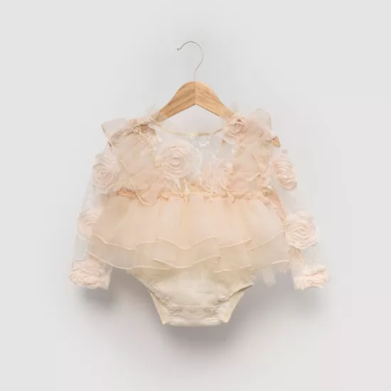 Emilia Bej Güllü Dantelli Kız Bebek Romper
