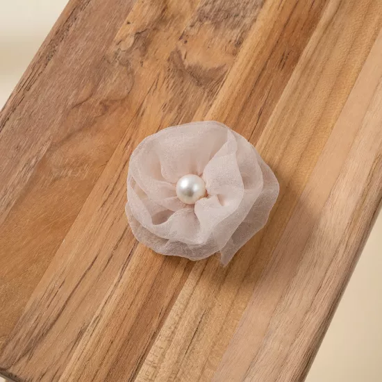 İncili Bej Saçsız Bebek Tokası